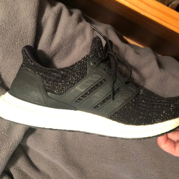 Adidas Ultraboost - Picture 1 of 8
